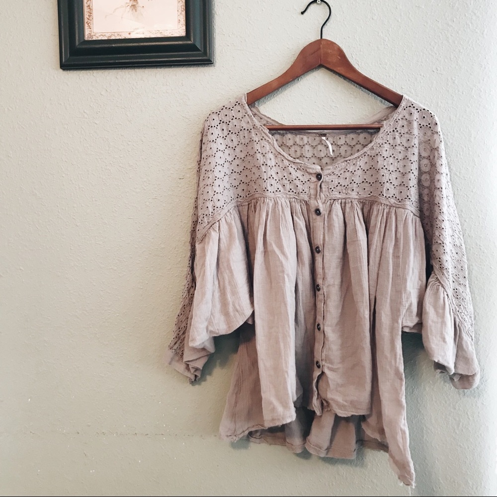 FREE PEOPLE SZ M Taupe Eyelet BOHO Top